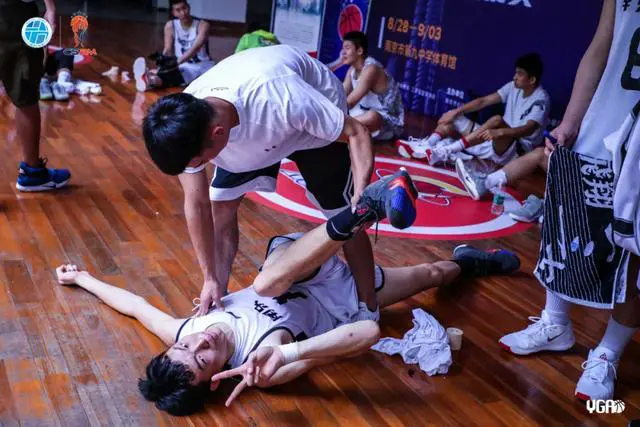 篮球训练营中试训的表现评估方法_1